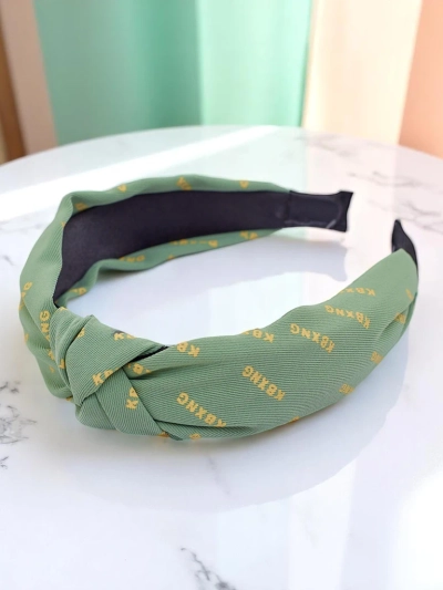 Royalfashion matu stīpiņa ar pītu rakstu Grafity Boom