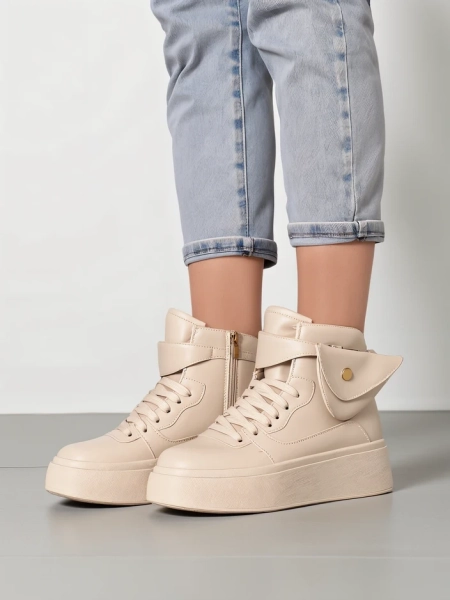 Royalfashion Женские кроссовки Tersela