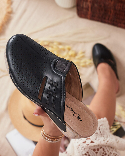 Royalfashion Women's flip-flops on low heel Albov