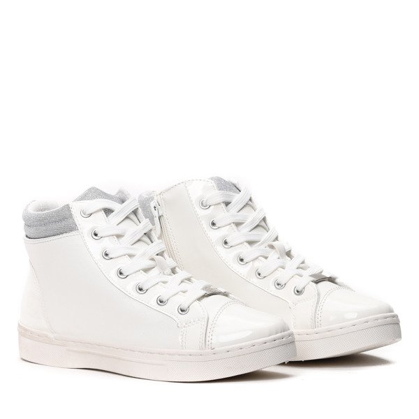 Białe sneakersy na koturnie- Obuwie