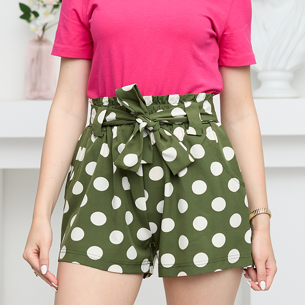 Women's green polka dot fabric shorts - Clothing