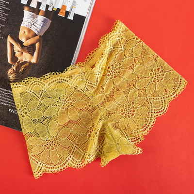 Women's yellow lace boxer shorts - Underwear