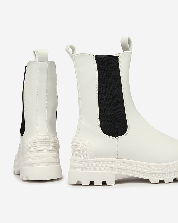 Royalfashion Women's flat heeled boots in white Yennas