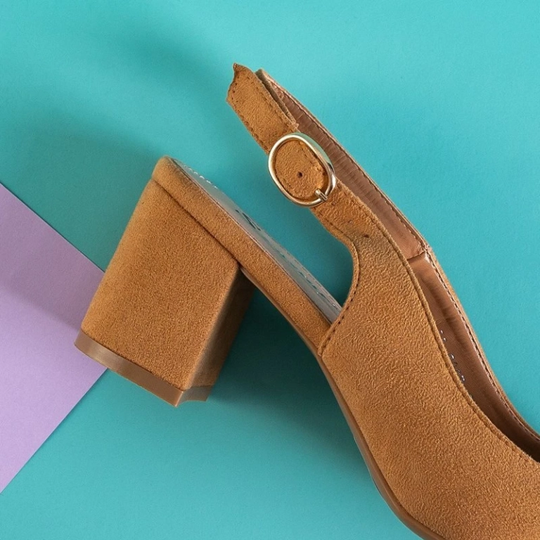 OUTLET Light brown women's sandals on the Siofra post - Footwear