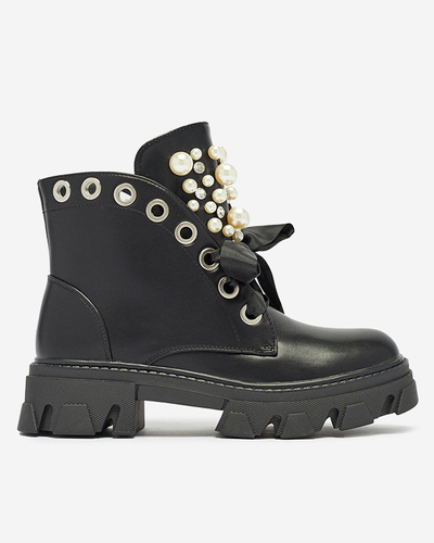 Melni sieviešu zābaki, kas šņorēti ar lentīti Legati- Footwear