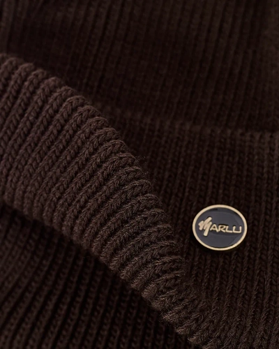 Royalfashion Sieviešu ziemas cepure ar bumbuli