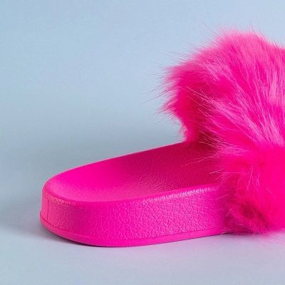 OUTLET Neon pink women's slippers with fur Danita - Footwear
