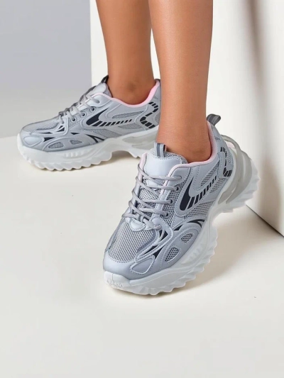 Royalfashion Sieviešu sporta apavi uz biezāka zole Annete