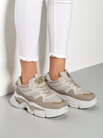 Royalfashion Women's sneakers with a thicker sole Lesalli