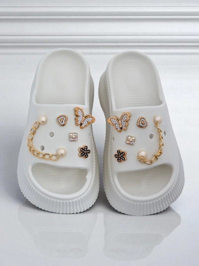 Royalfashion Женские резиновые сандалии с украшениями Slash Glam