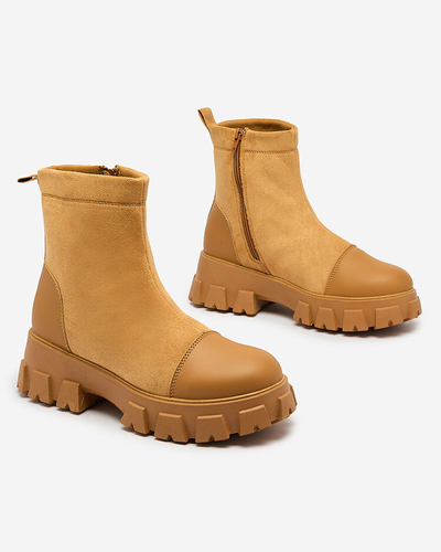 Royalfashion Women's flat heeled boots in camel Leffoi