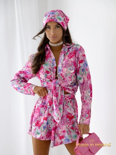 Royalfashion Women's set with a shirt and floral shorts