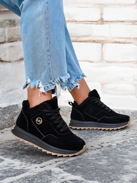 Royalfashion Black insulated women's sports shoes Lahho
