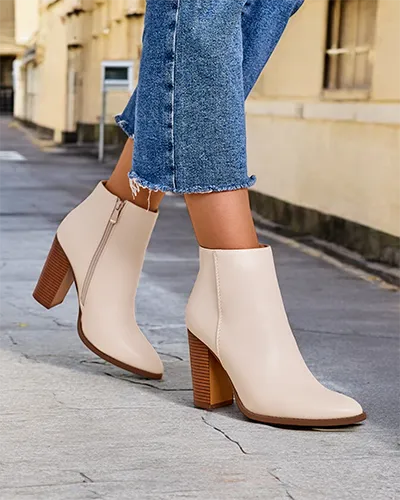 Royalfashion Sieviešu ķēdas zābaki uz sieviešu zābakiem Toemi