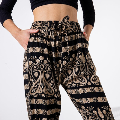 Black fabric trousers for women with patterns - Clothing