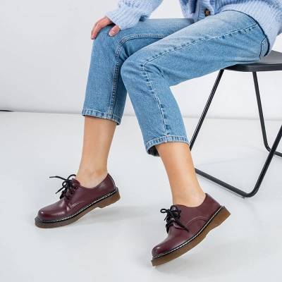 OUTLET Maroon women's shoes from Shulli - Footwear