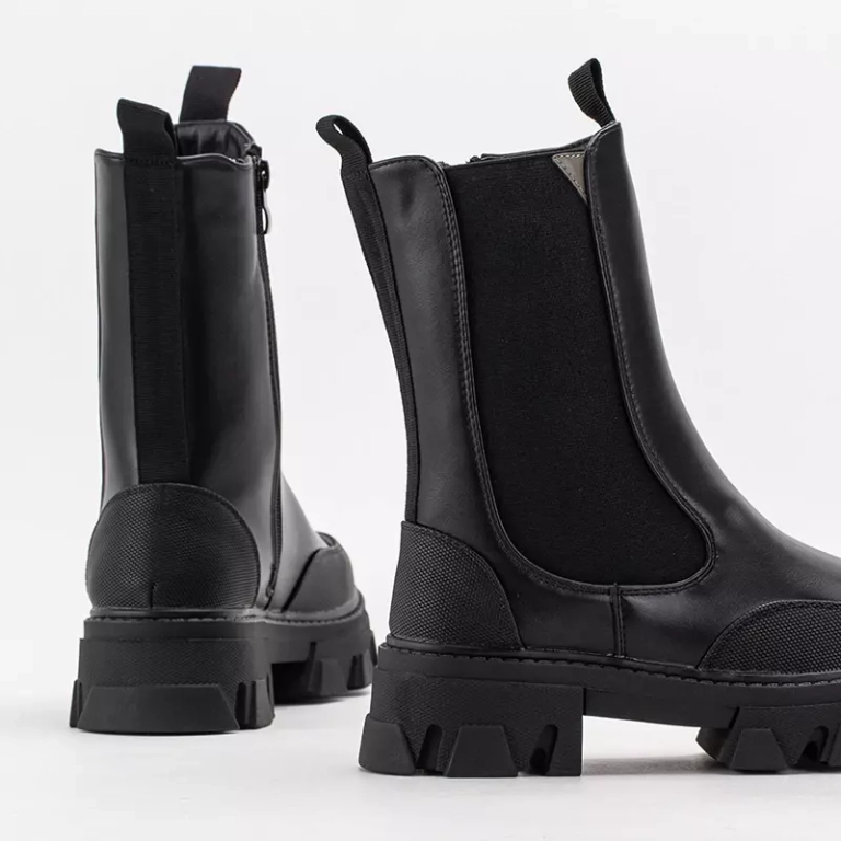 OUTLET Black women's boots on a massive Rosidi sole - Footwear