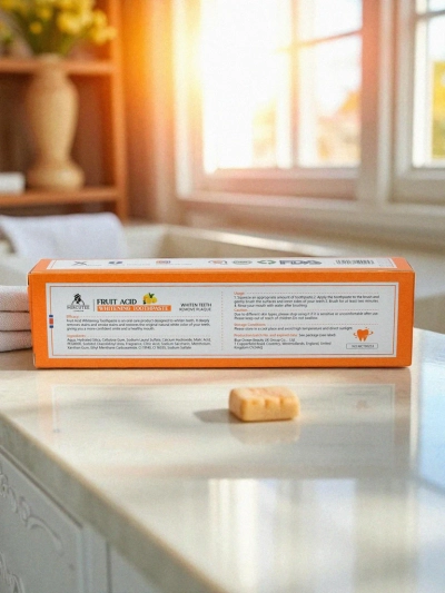 Whitening fruit-flavored toothpaste