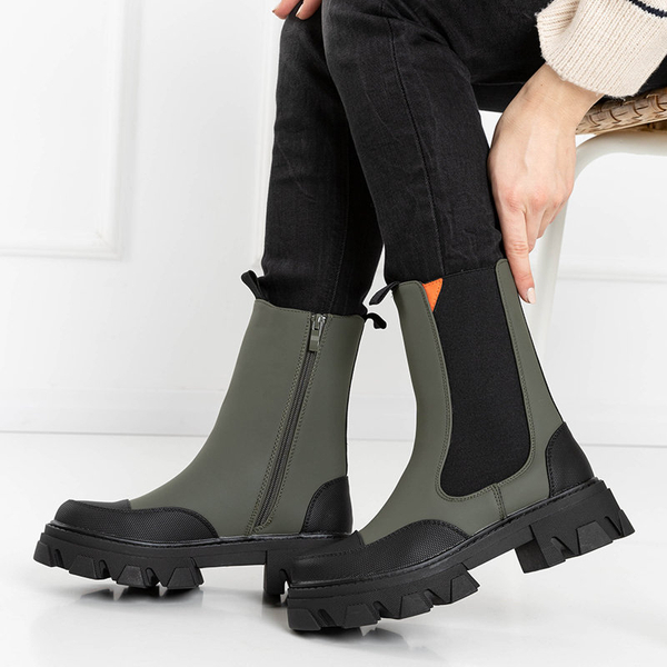 Dark green women's boots on a solid sole Rosidi - Footwear