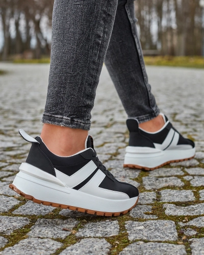 Eko ādas sieviešu melni sporta apavi ar krāsainiem ielaidumiem Tifora- Footwear