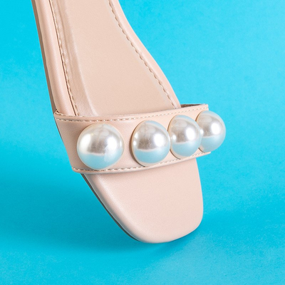 Beige women's flat sandals with pearls Lucyla - Footwear