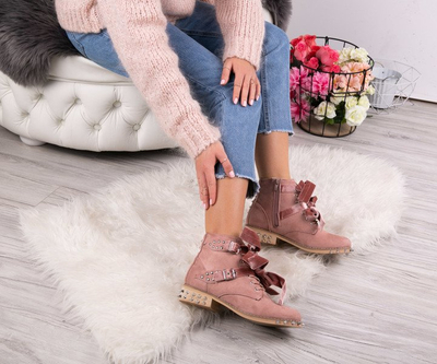 Pink bags with Paisley studs - Footwear