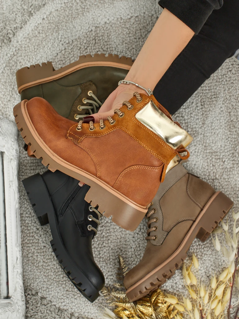 Women's Maestroe Trapper Boots