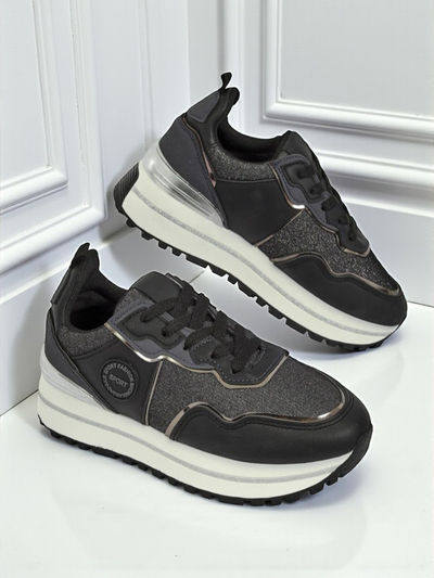 Damskie sneakersy Callista Nero na platforme 4cm, kozha ekologicheskaia