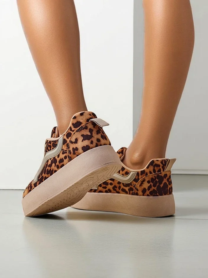 Royalfashion Женские спортивные кроссовки на платформе Ensis