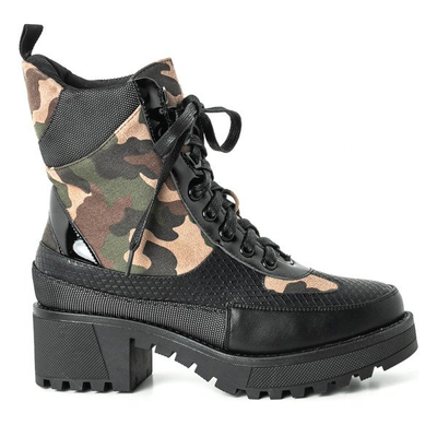 Czarne workery ze wzorem moro Berkut - Obuwie