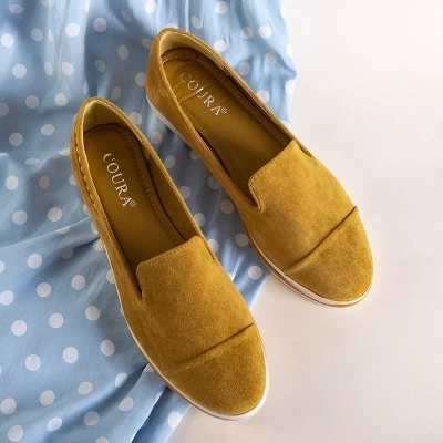 OUTLET Yellow women's moccasins on a low wedge Dardariel - Shoes