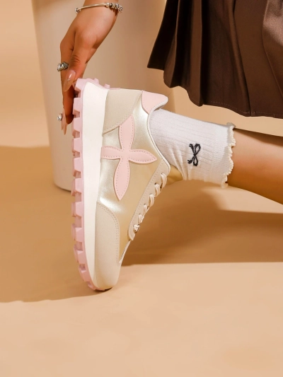 Royalfashion Women's sporty sneakers on a thicker sole Aloqa