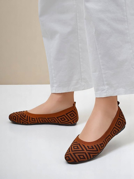 Royalfashion sieviešu auduma balerīnas ar ģeometrisku rakstu Metric