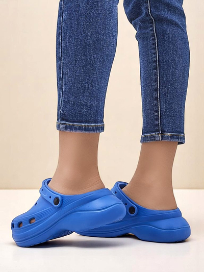 Royalfashion Women's rubber sandals with cutouts Dellosa