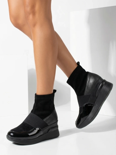 Black women's slip-on boots with embossing Keleda - Footwear