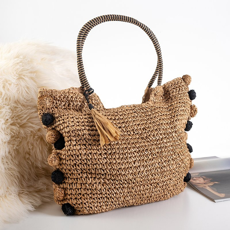 Женская плетеная сумка в коричневом цвете