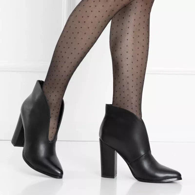 OUTLET Черные женские сапоги на столб Декара - Обувь