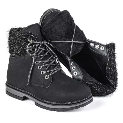 OUTLET Black insulated boots Dorcas - Footwear