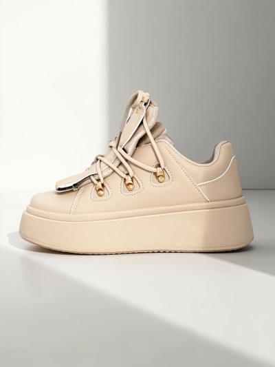 Royalfashion Women's sneakers with a decorative tongue Domatories