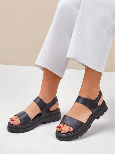 Royal Fashion Women's Otvanna sandals with a thick sole