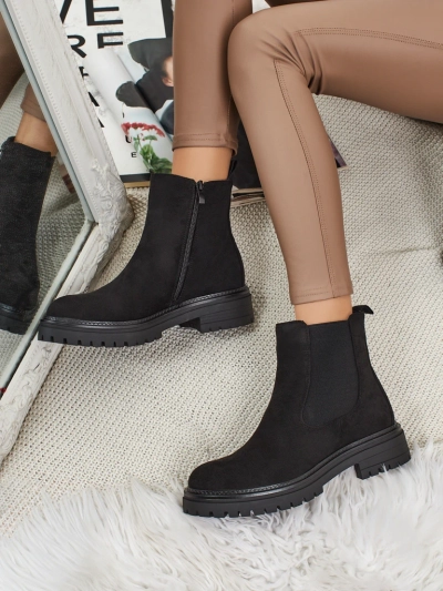 Women's Chelsea-style ankle boots made of eco-suede Yorves