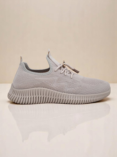 Aurelia Bianca – White Women's Royalfashion Sneakers on a Flat Sole