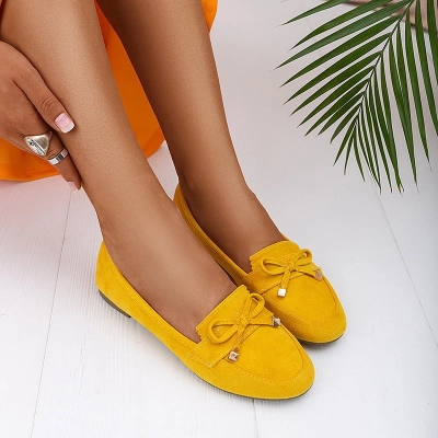 OUTLET Yellow women's moccasins with a bow Gasioa - Shoes