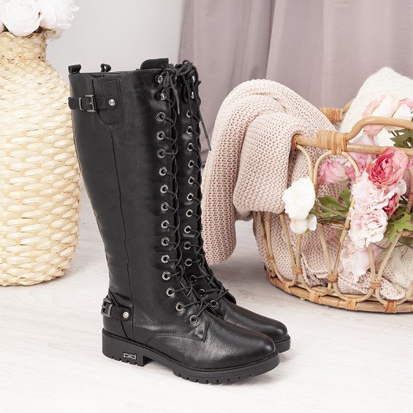 Black boots with flat heels Kanuti - Footwear