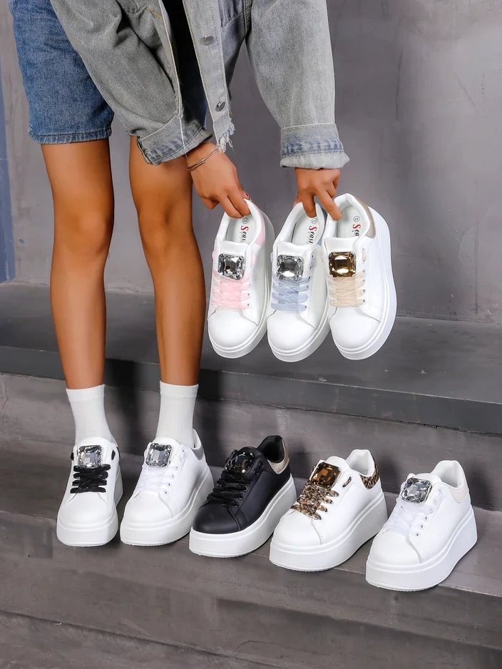 Женские спортивные кроссовки на платформе Royalfashion Safirrat