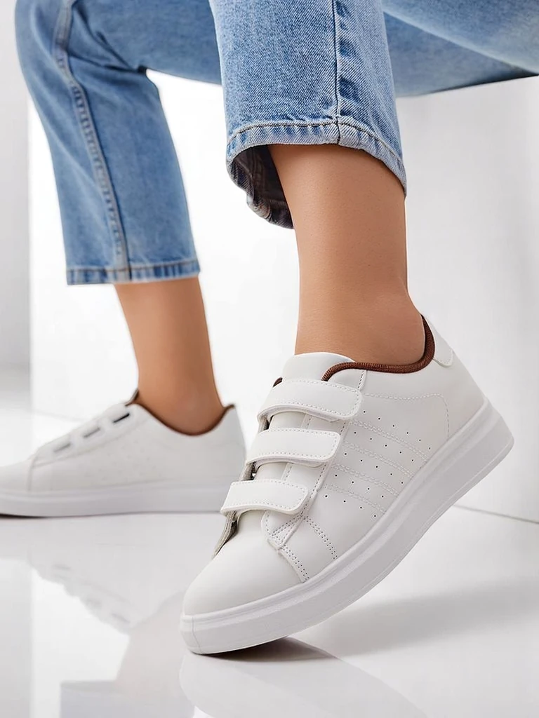 Royalfashion Women's sporty sneakers Pertis