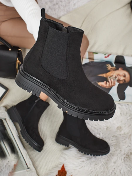 Women's Chelsea boots made of eco-suede Yorves