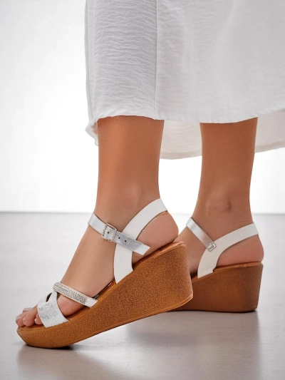 Royalfashion Sieviešu sandales ar laukakmeņiem un spīdumu Eclat