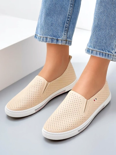 Royalfashion Perforated women's slip-on shoes Vielles