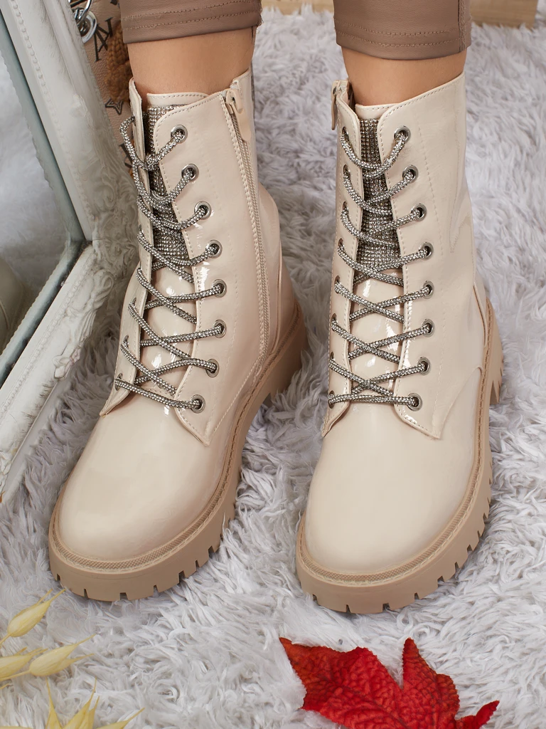 Fjorra Women's Patent Lace-up Ankle Boots